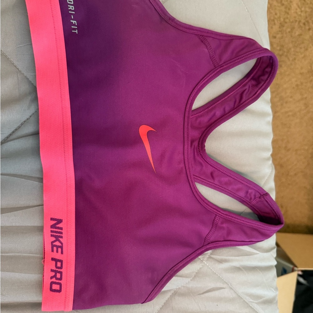 Nike Pro Women's Purple Sports Bra